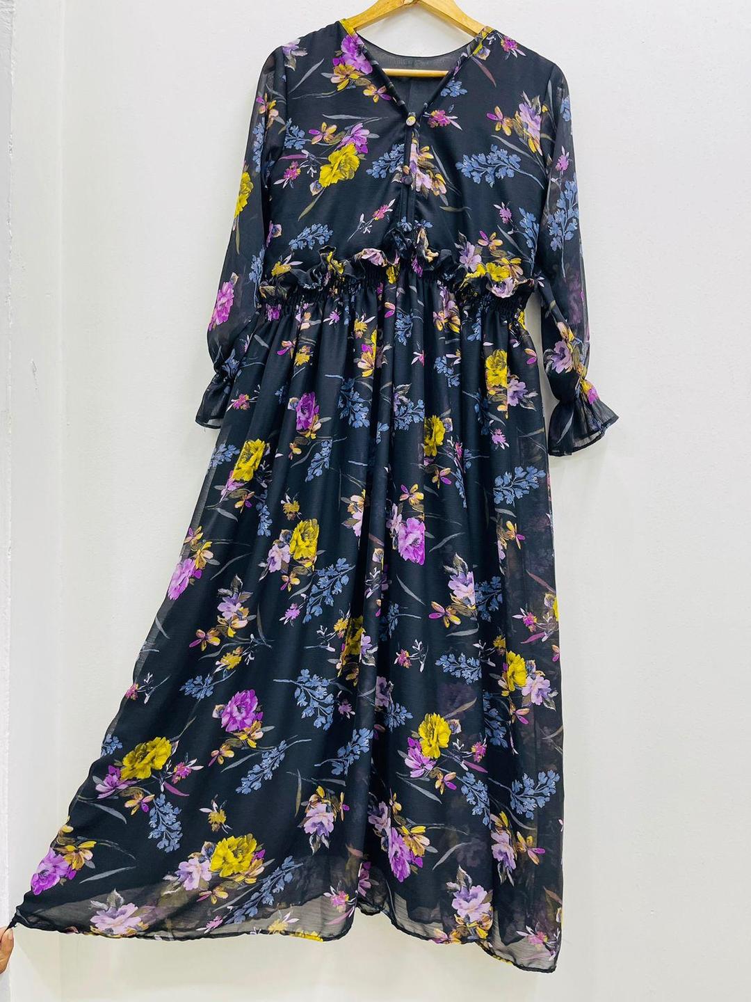 ladies clothes design in pakistan